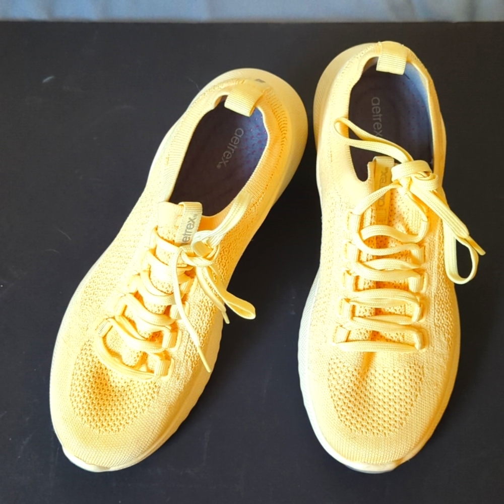 Aetrex Carly Size 8